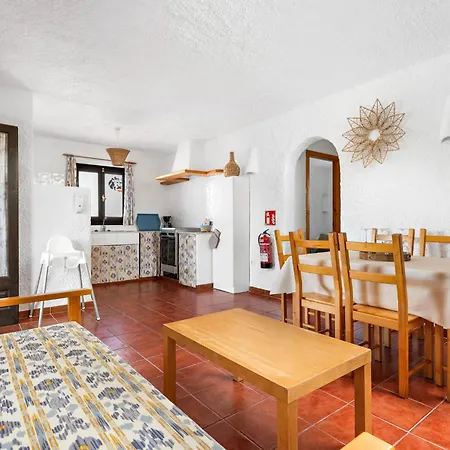 Monsines 13 C By Interhome *